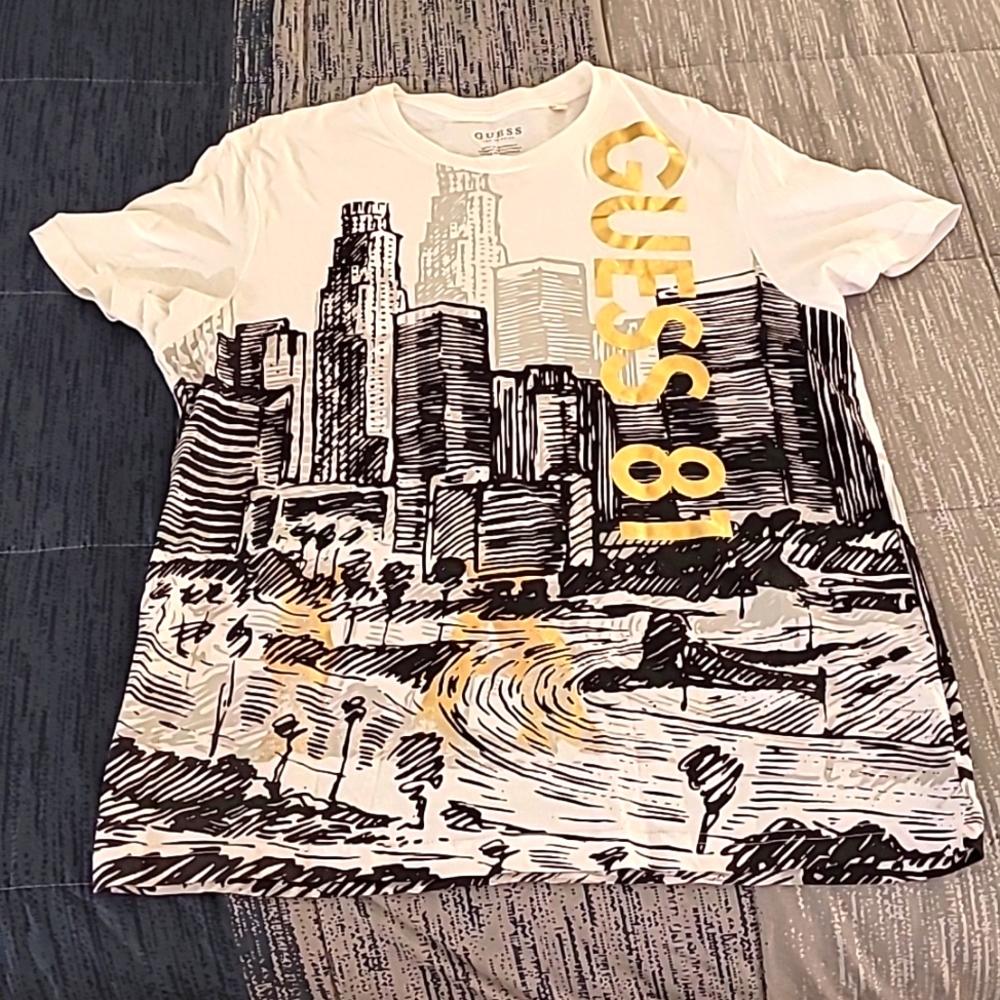 Guess Tee Shirt